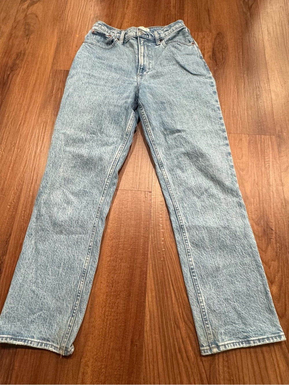 Abercrombie & Fitch Curve Love Ultra HighRise 90s Straight Jeans Light Womens 27 - Picture 2 of 8